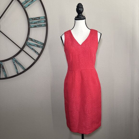 Banana Republic Dresses & Skirts - Banana Republic Dress Petite 6P NWT ($140) Coral Sleeveless Lined Sheath